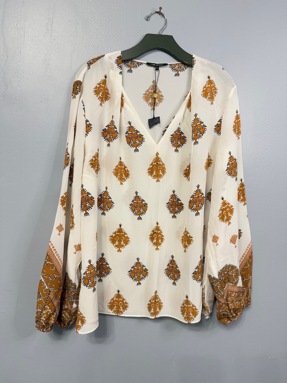 #17) NEW Kobi Halperin Silk Cream Blouse with Orange Medallion Print - Picture 2 of 8